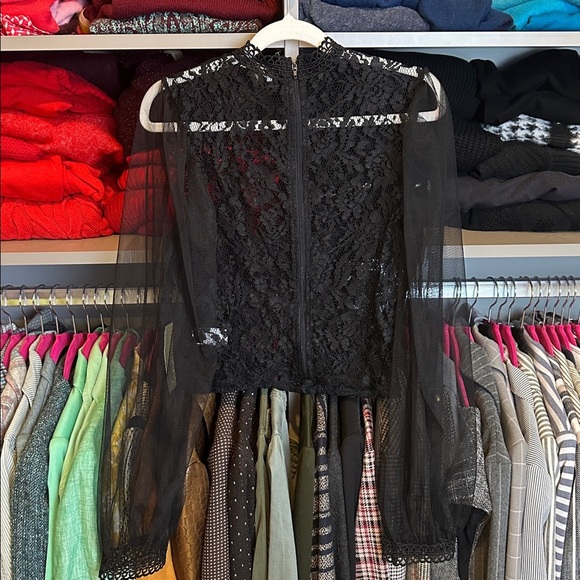 Peach black long mesh sleeve laced back zipper mock neck crop top size S NWT - Picture 3 of 3